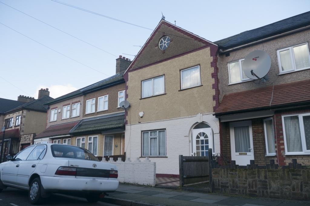 Buy or rent a property | Sussex Road, London E6 2PT