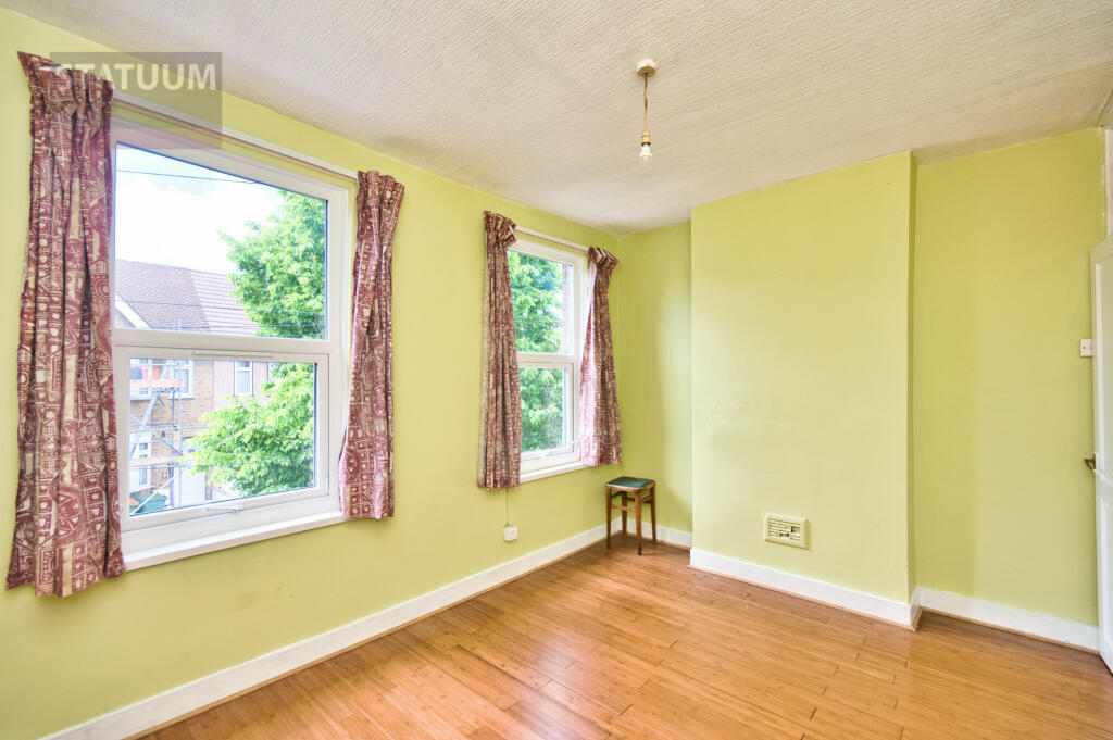 Buy or rent a property | Park Avenue, London E6 2PY