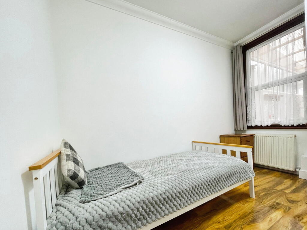 Buy or rent a property | Ernald Avenue, London E6 3AL