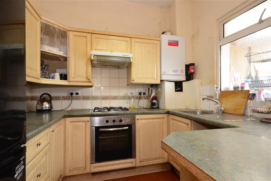 Buy or rent a property | Navarre Road, London E6 3AQ