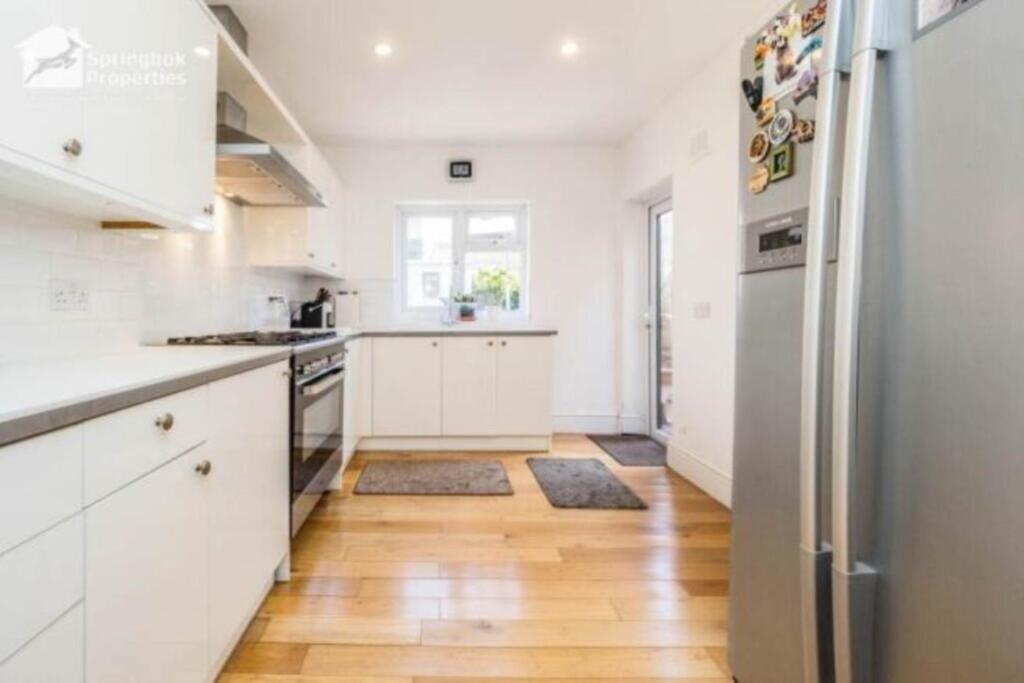 Buy or rent a property | Creighton Avenue, London E6 3DT