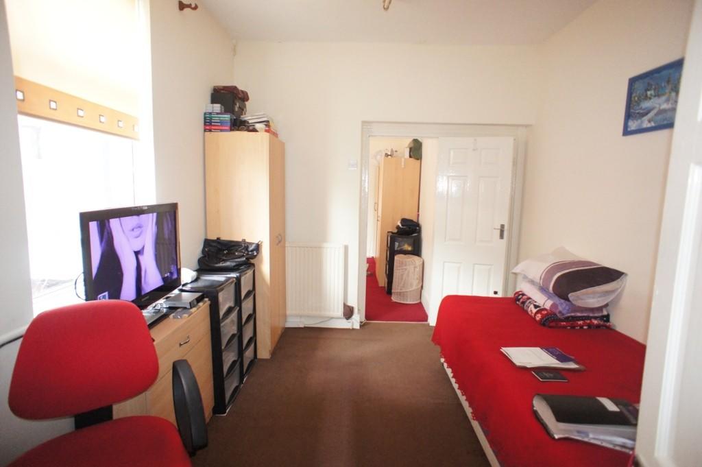 Buy or rent a property | Frinton Road, London E6 3EZ
