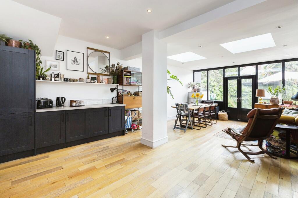 Buy or rent a property | Henniker Gardens, London E6 3HS