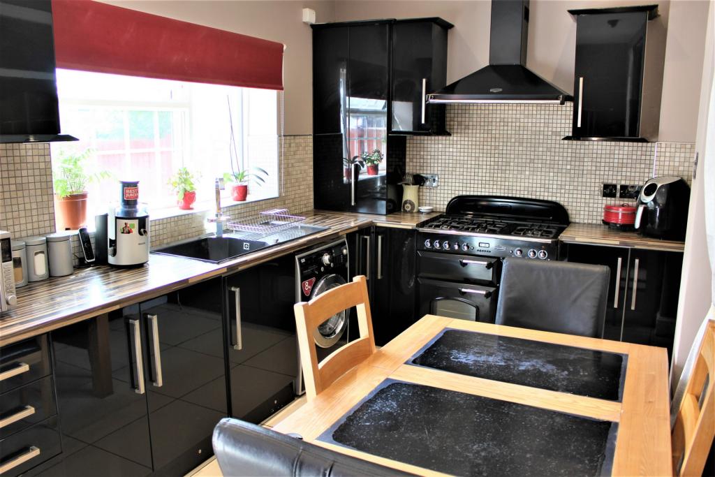 Buy or rent a property | Cotswold Gardens, London E6 3HY