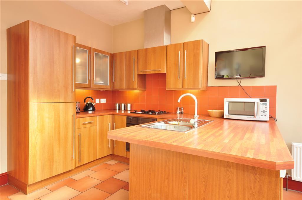 Buy or rent a property | Henniker Gardens, London E6 3JG