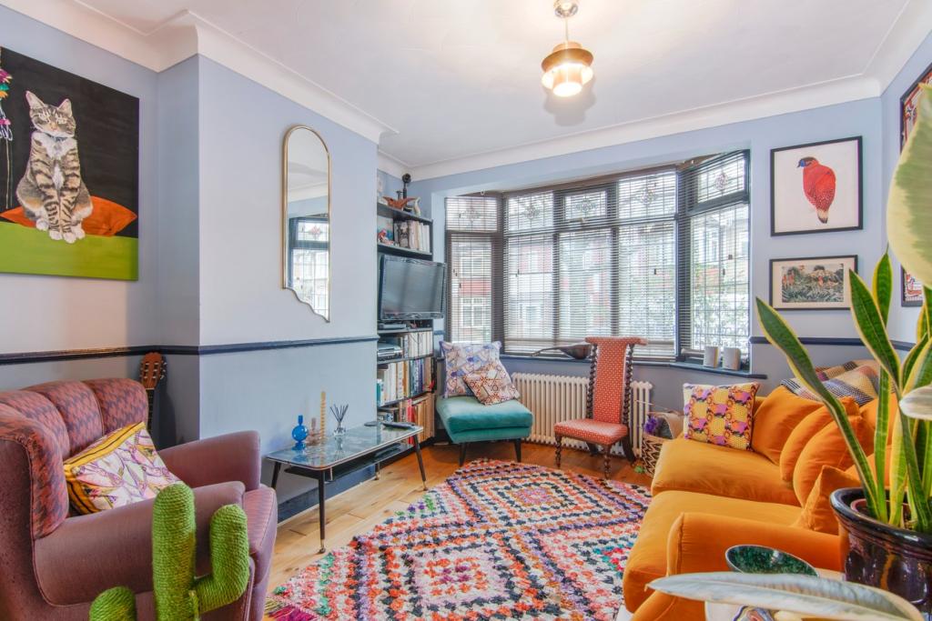 Buy or rent a property | Lonsdale Avenue, London E6 3JZ