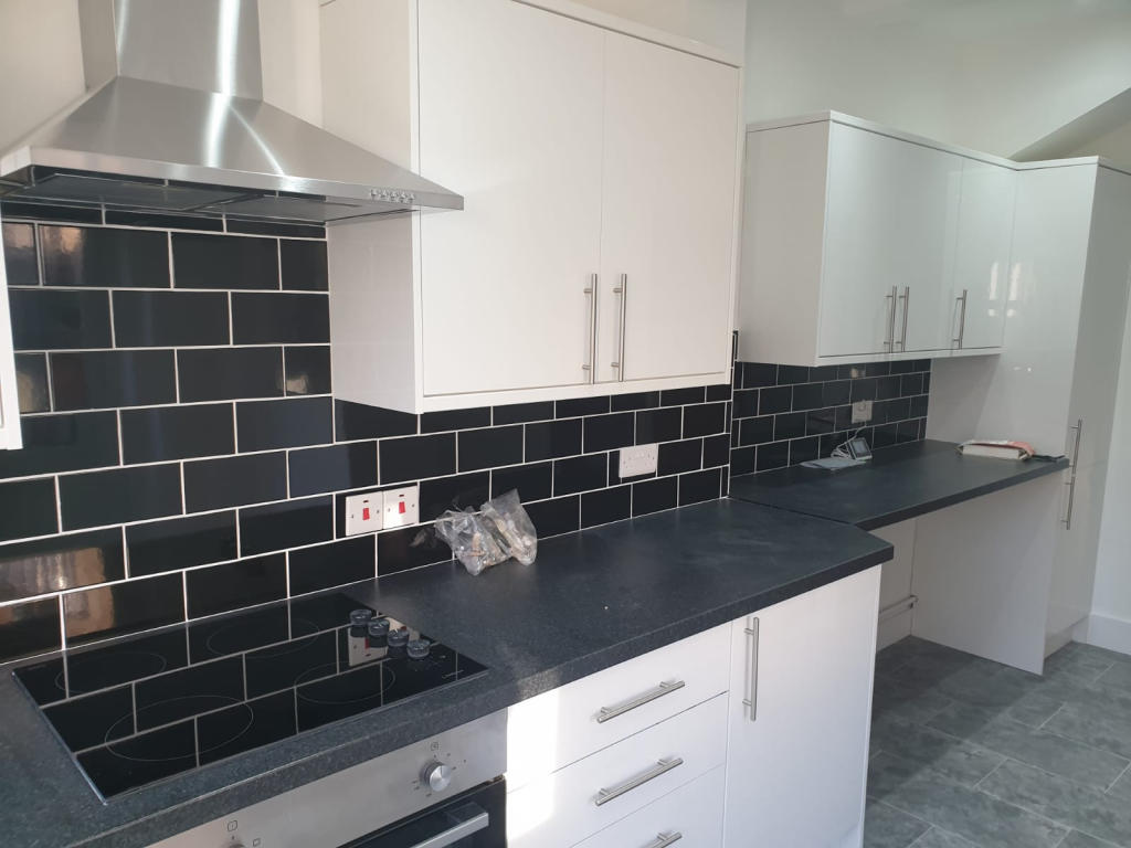 Buy or rent a property | Lonsdale Avenue, London E6 3JZ