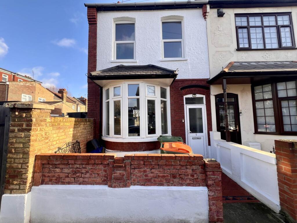 Buy or rent a property | Beverley Road, London E6 3LH