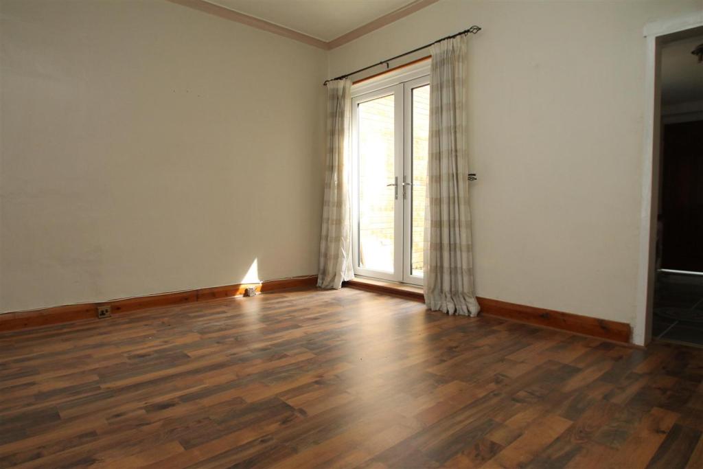 Buy or rent a property | Pulleyns Avenue, London E6 3LZ