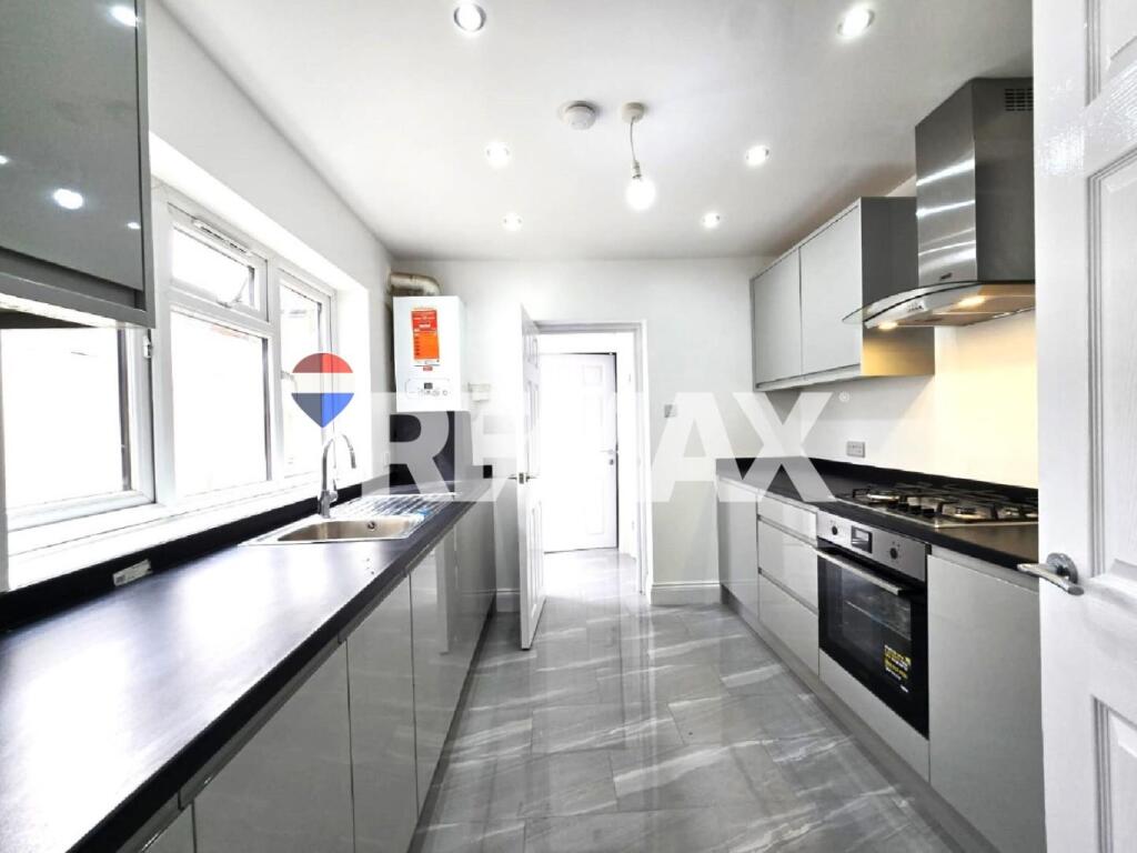 Buy or rent a property | Pulleyns Avenue, London E6 3NA