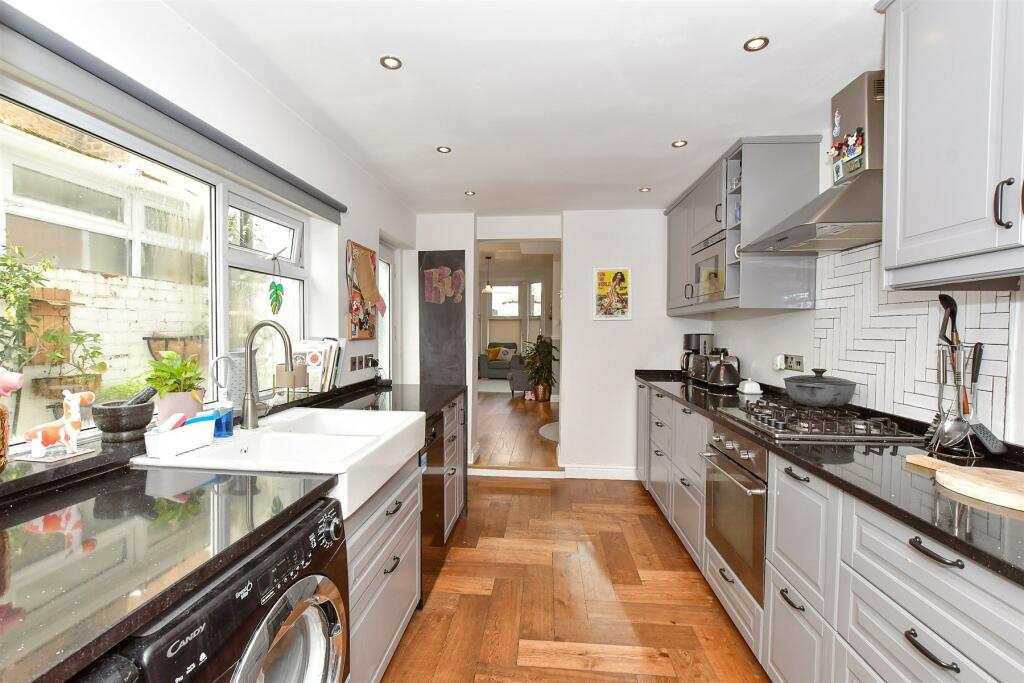 Buy or rent a property | Mitcham Road, London E6 3NG