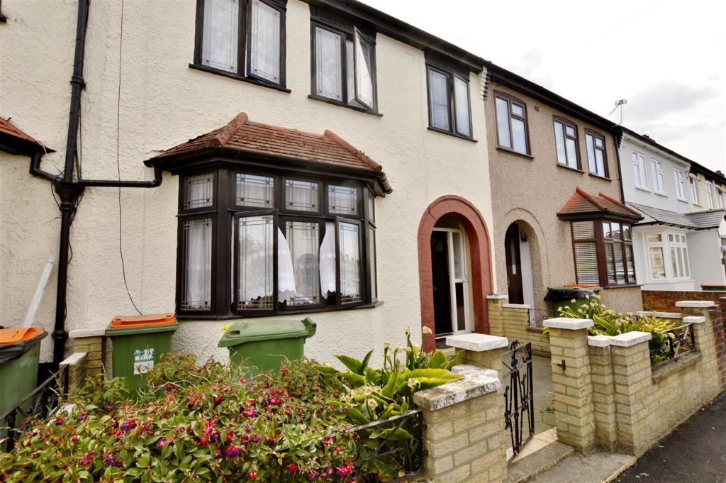 Buy or rent a property | Roman Road, London E6 3SJ