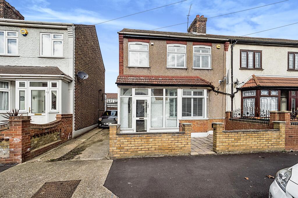 Buy or rent a property | Roman Road, London E6 3SL