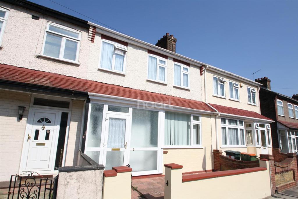 Buy or rent a property | Roman Road, London E6 3SL
