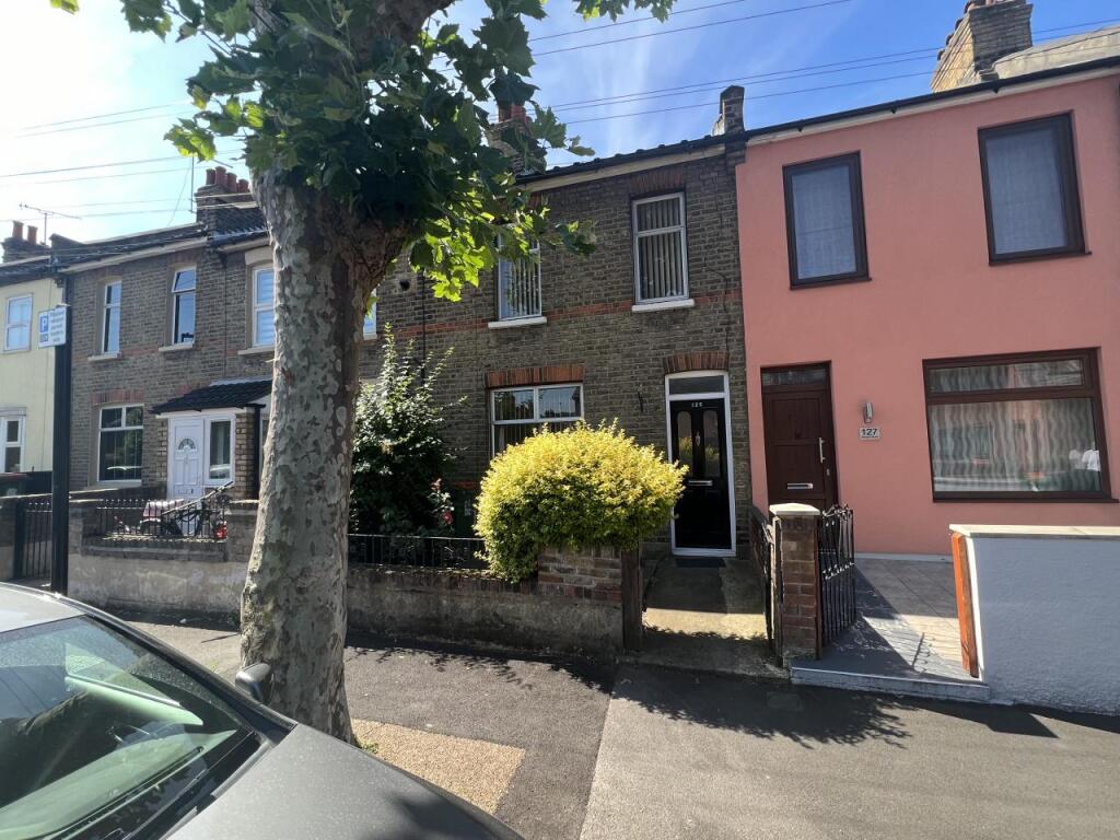 Buy or rent a property | Roman Road, London E6 3SP