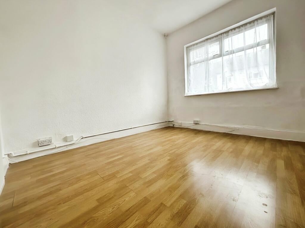 Buy or rent a property | Roman Road, London E6 3SR