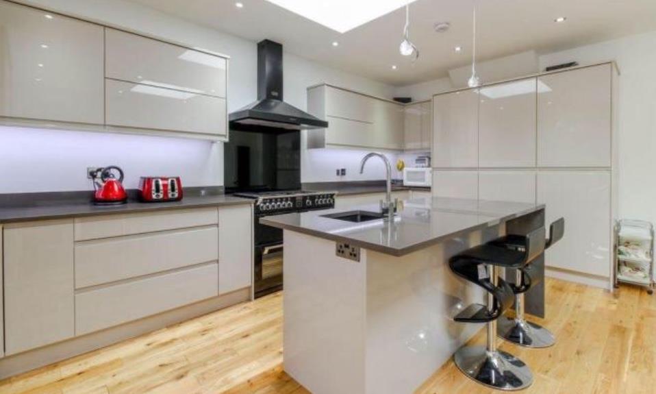 Buy or rent a property | Newham Way, London E6 5JL