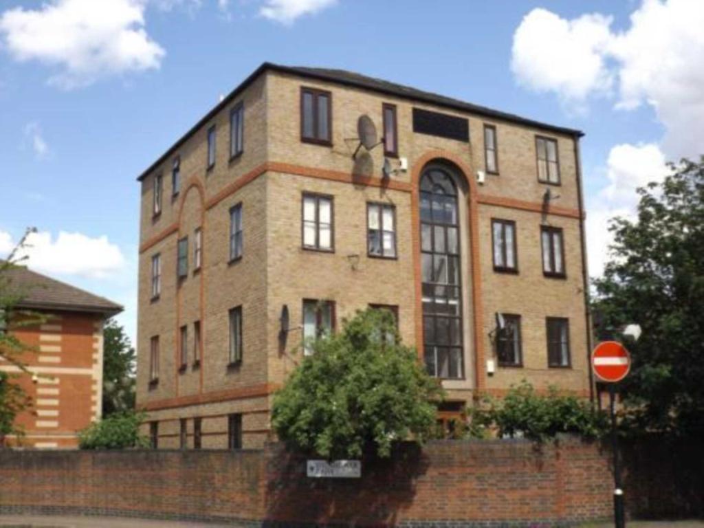 Buy or rent a property | Tollgate Road, London E6 5JY