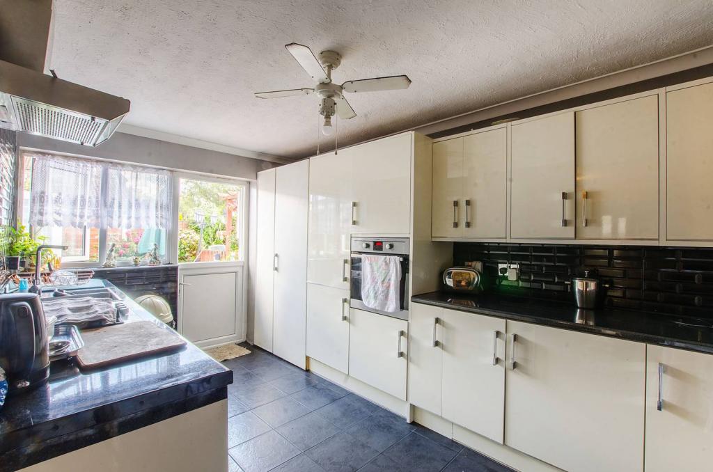 Buy or rent a property | Renfrew Close, London E6 5PG