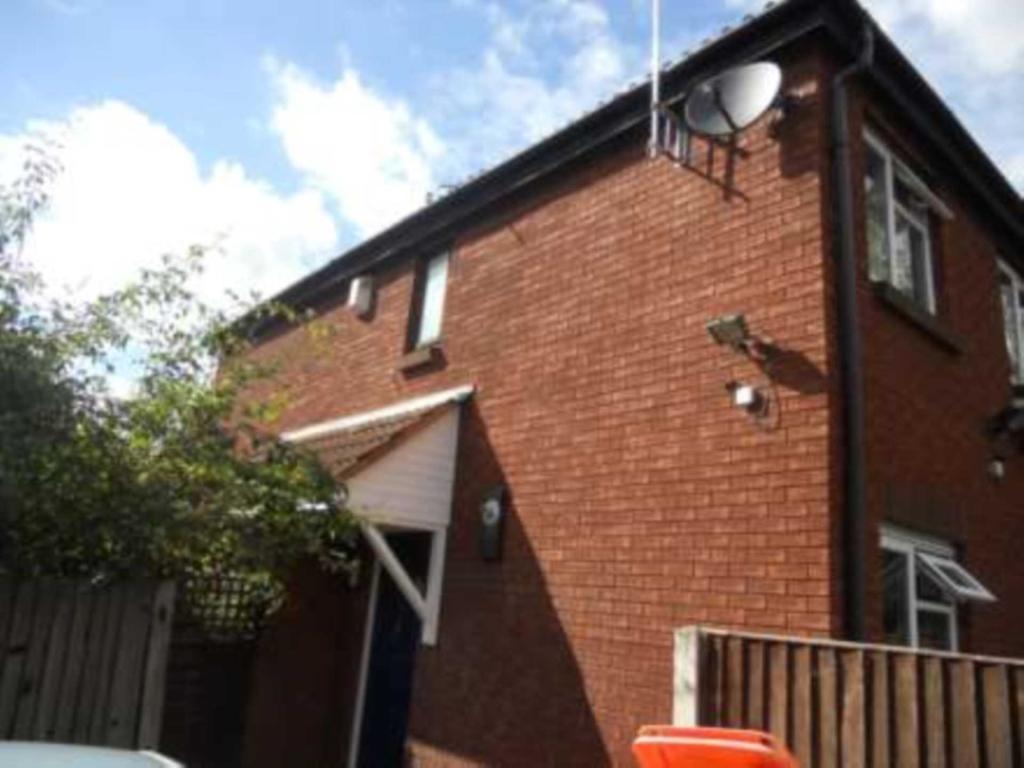 Buy or rent a property | Armstrong Close, London E6 5PP
