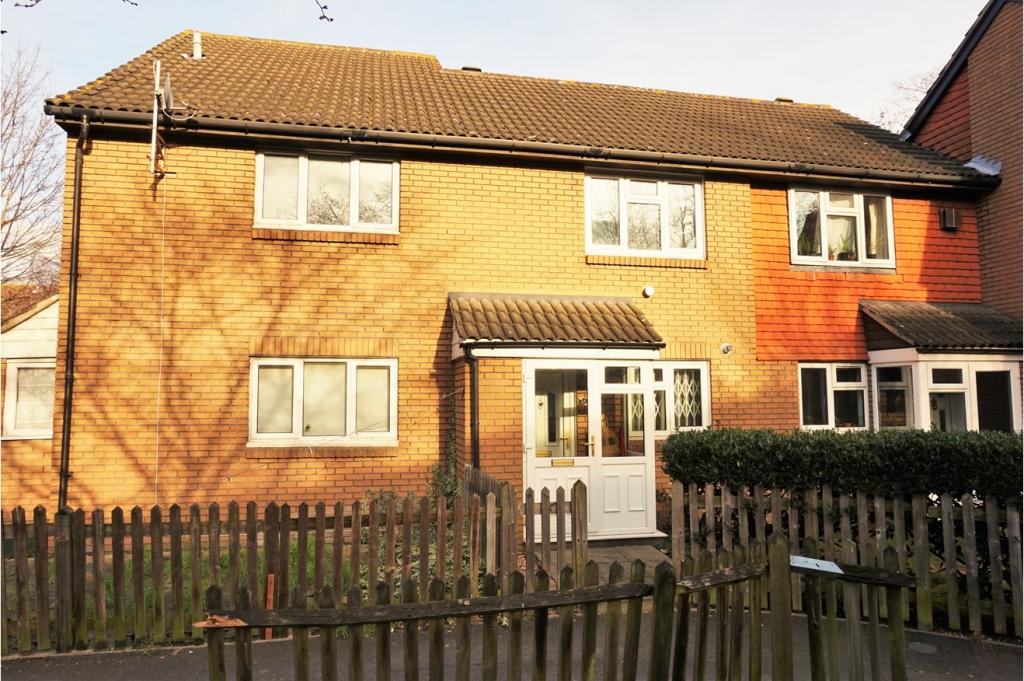 Buy or rent a property | York Close, London E6 5QN