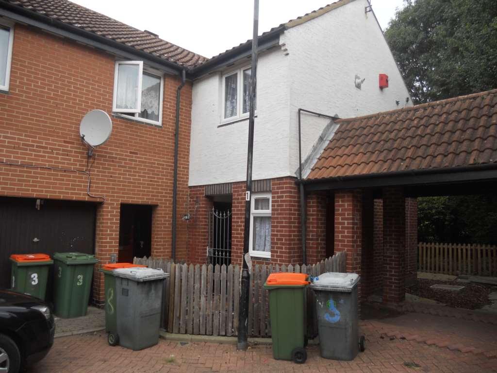 Buy or rent a property | Woodhatch Close, London E6 5SU
