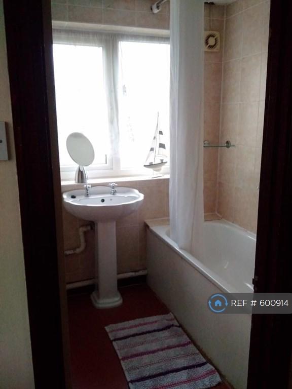 Buy or rent a property | Mavis Walk, London E6 5TL