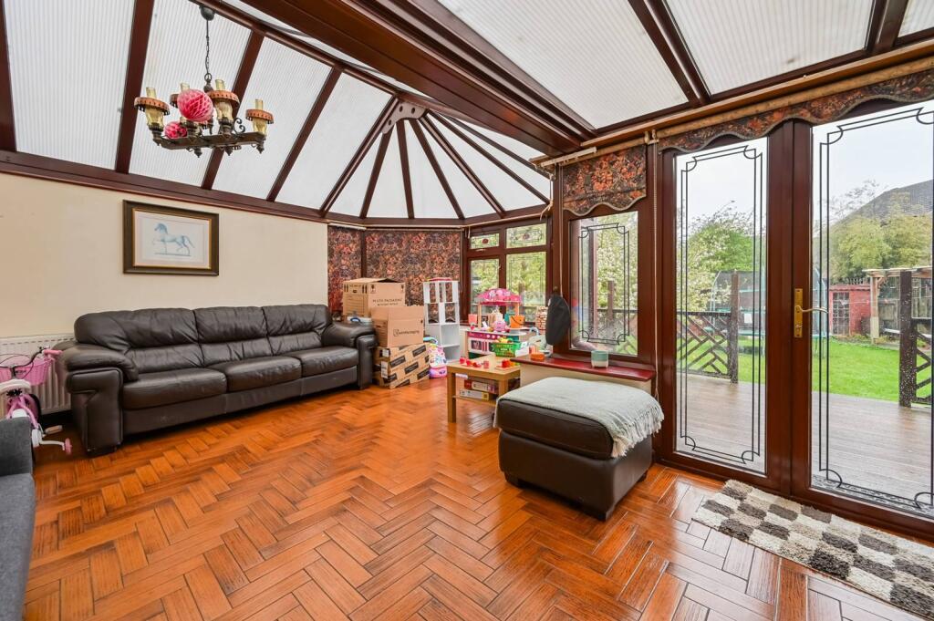 Buy or rent a property | Yarrow Crescent, London E6 5UH
