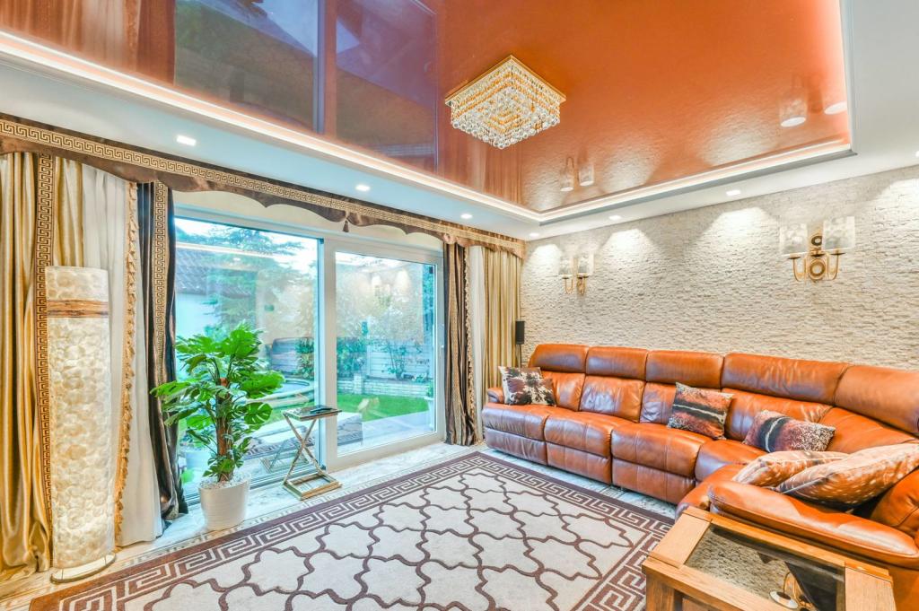 Buy or rent a property | Juniper Lane, London E6 5UR