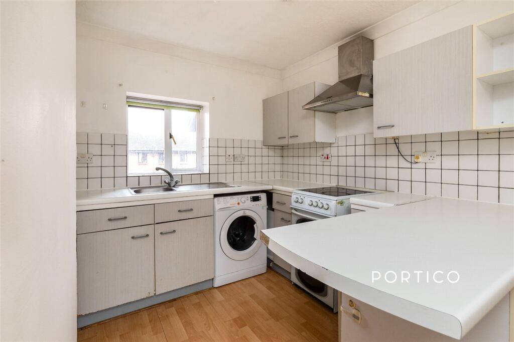 Buy or rent a property | Hallywell Crescent, London E6 5XP