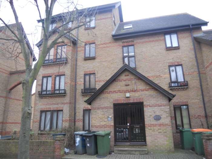 Buy or rent a property | Hallywell Crescent, London E6 5XP