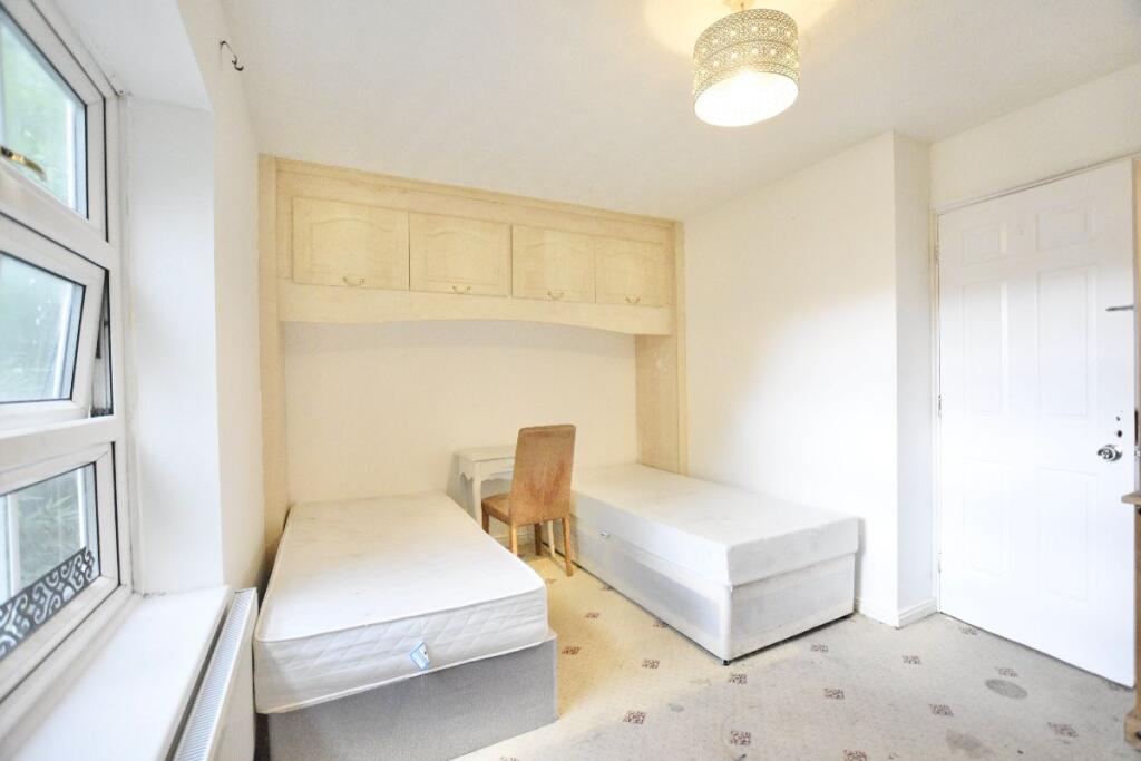 Buy or rent a property | Viscount Drive, London E6 5XQ