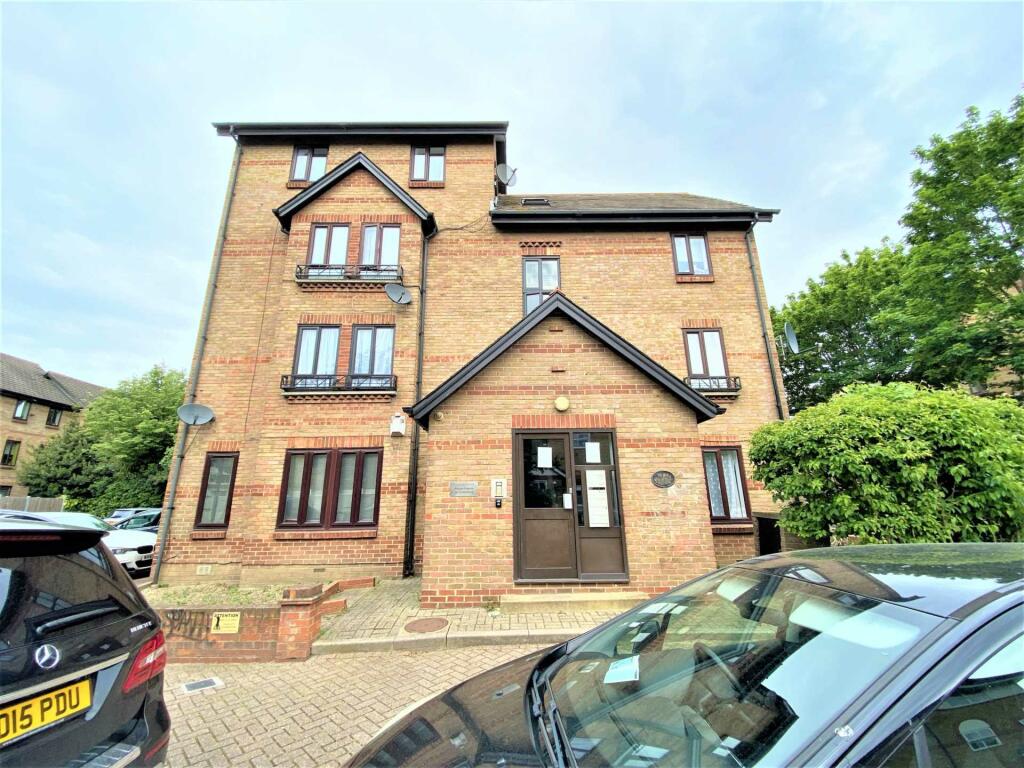 Buy or rent a property | Hallywell Crescent, London E6 5XR