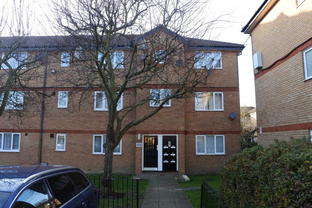 Buy or rent a property | Harrier Way, London E6 5YP