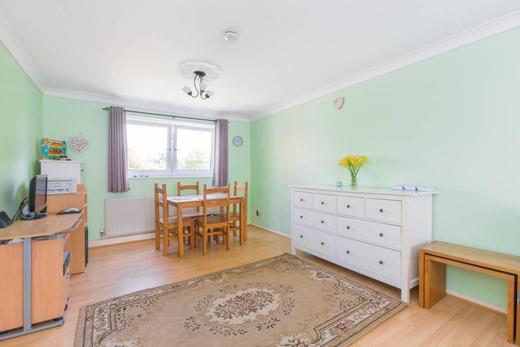 Buy or rent a property | Folkestone Road, London E6 6AZ