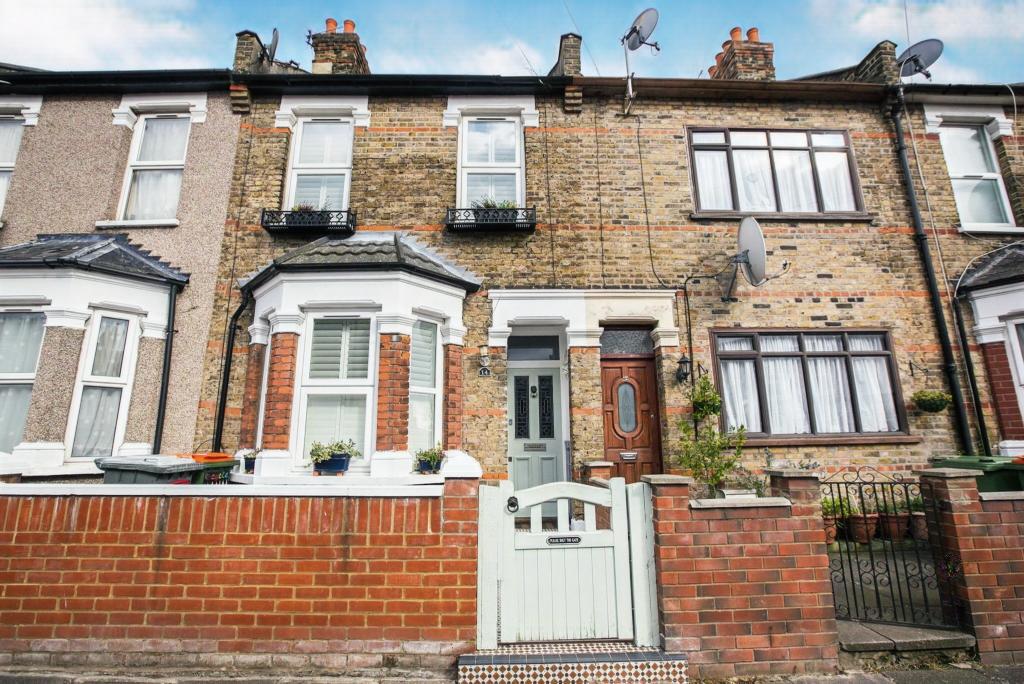 Buy or rent a property | Gresham Road, London E6 6DS