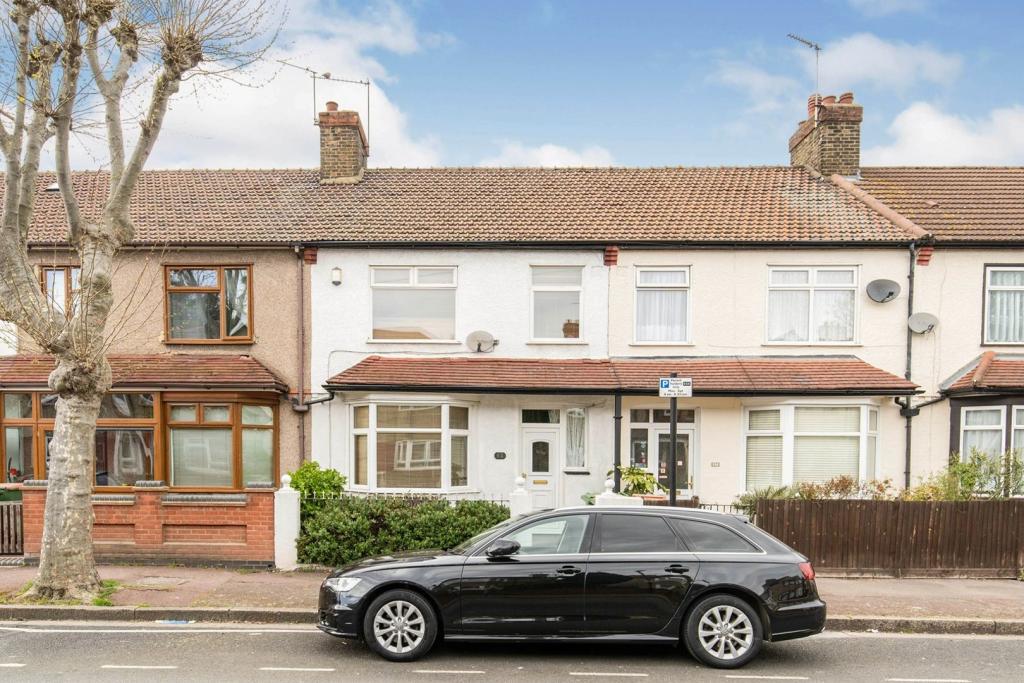 Buy or rent a property | Charlemont Road, London E6 6HJ