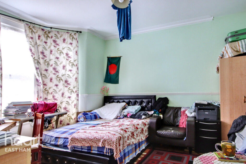 Buy or rent a property | Charlemont Road, London E6 6HL