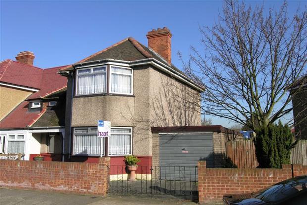 Buy or rent a property | Hameway, London E6 6HR