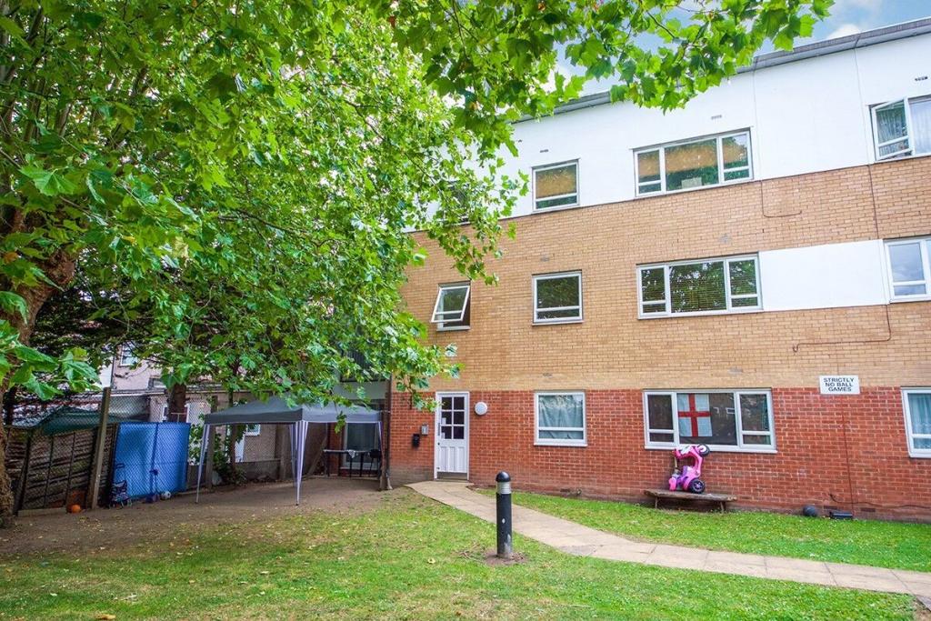 Buy or rent a property | Elderberry Way, London E6 6JJ