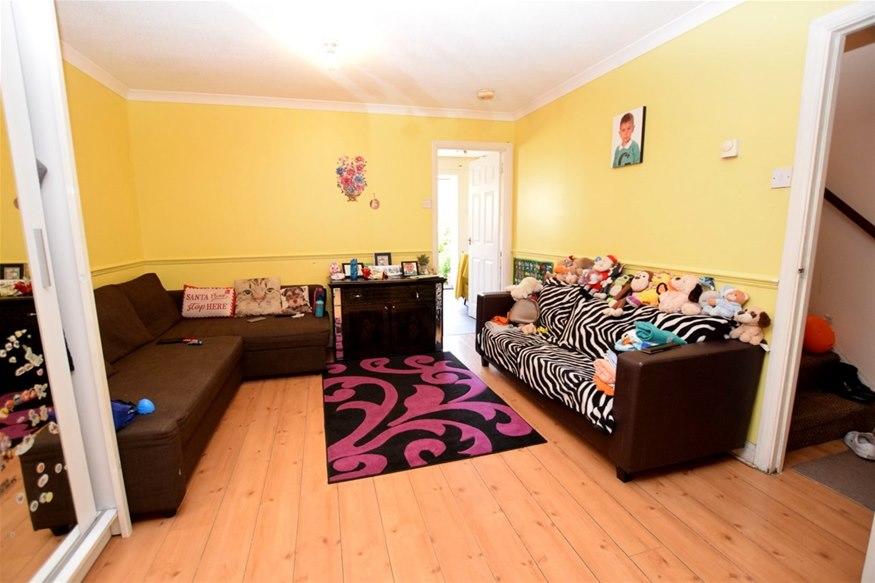 Buy or rent a property | Covelees Wall, London E6 6WE