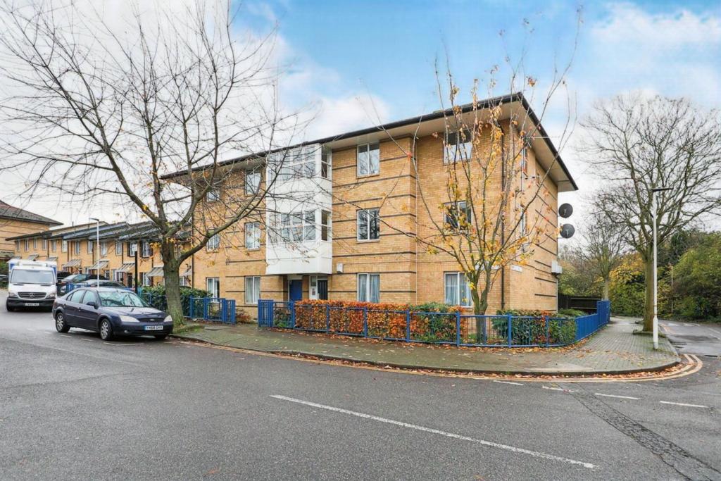 Buy or rent a property | Peverel, London E6 6WZ