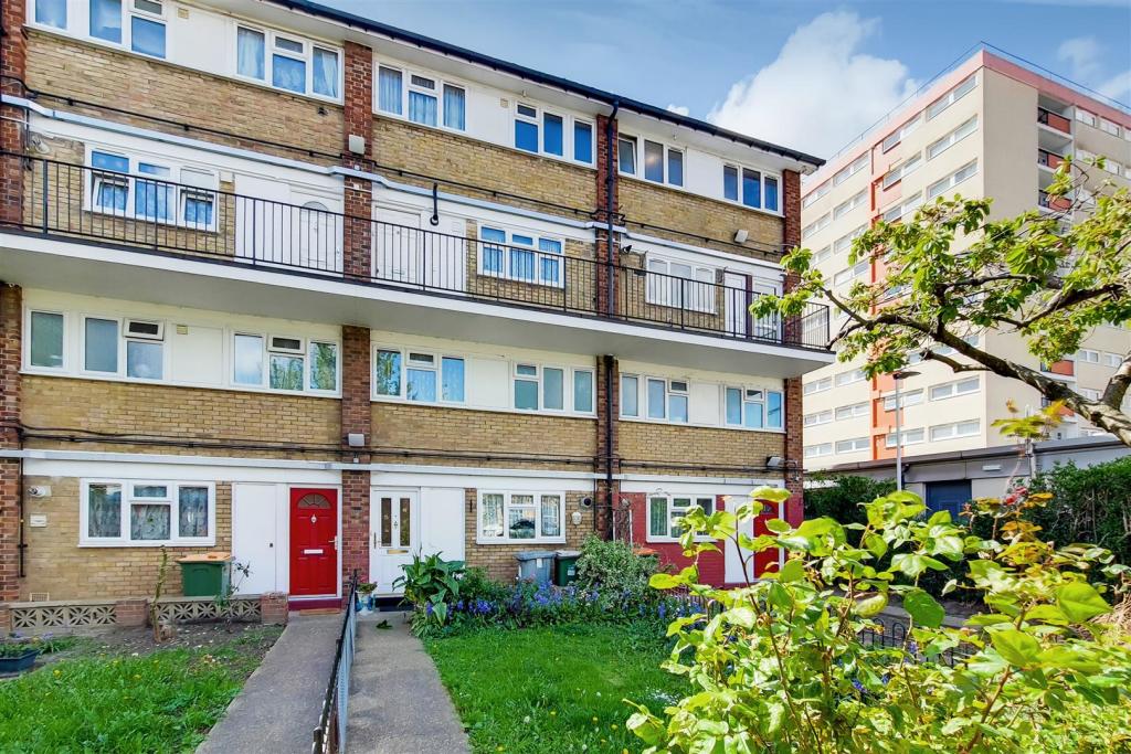 Buy or rent a property | Station Road, London E7 0AE