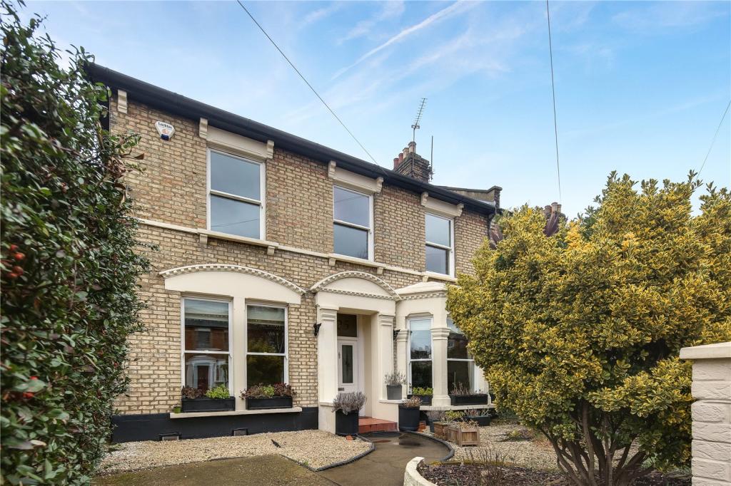 Buy or rent a property | Hampton Road, London E7 0NT