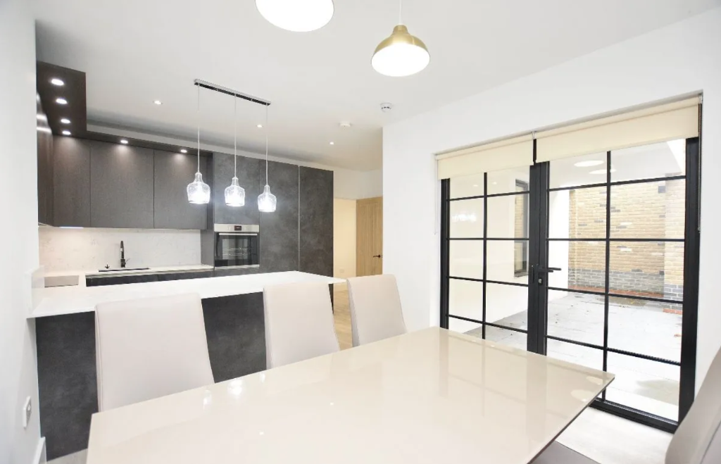 Buy or rent a property | Hampton Road, London E7 0NX