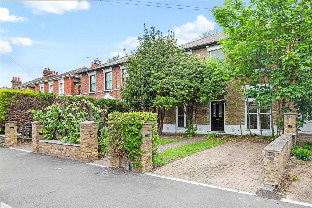 Buy or rent a property | Hampton Road, London E7 0NX