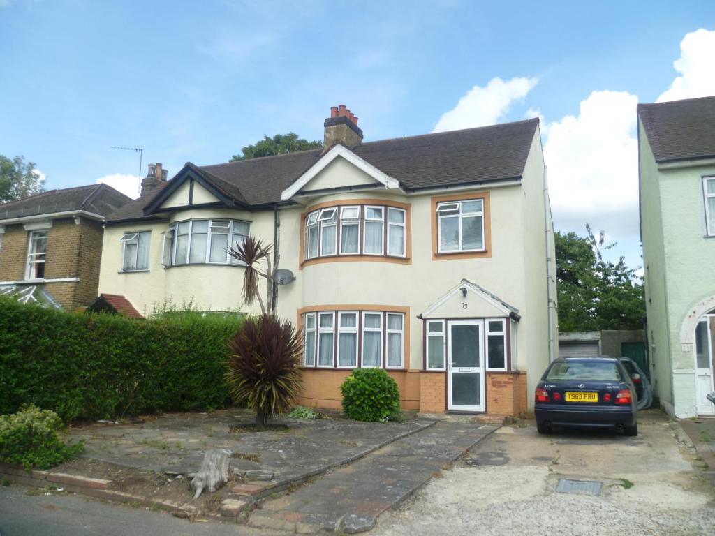 Buy or rent a property | Hampton Road, London E7 0NX