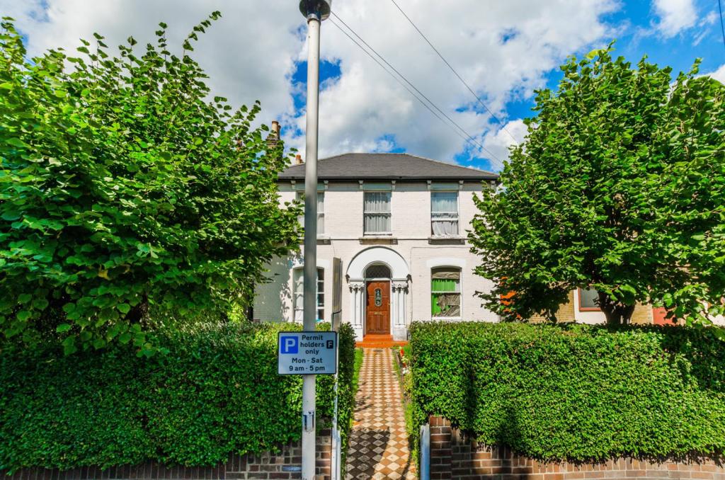 Buy or rent a property | Osborne Road, London E7 0PJ