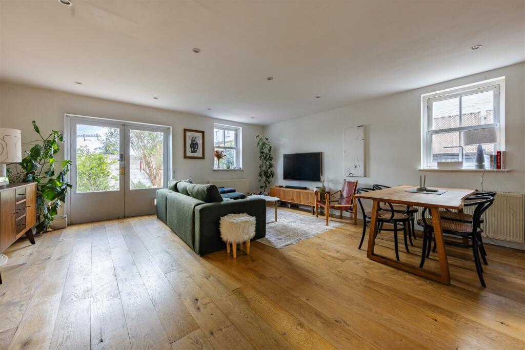 Buy or rent a property | Balmoral Road, London E7 0QZ