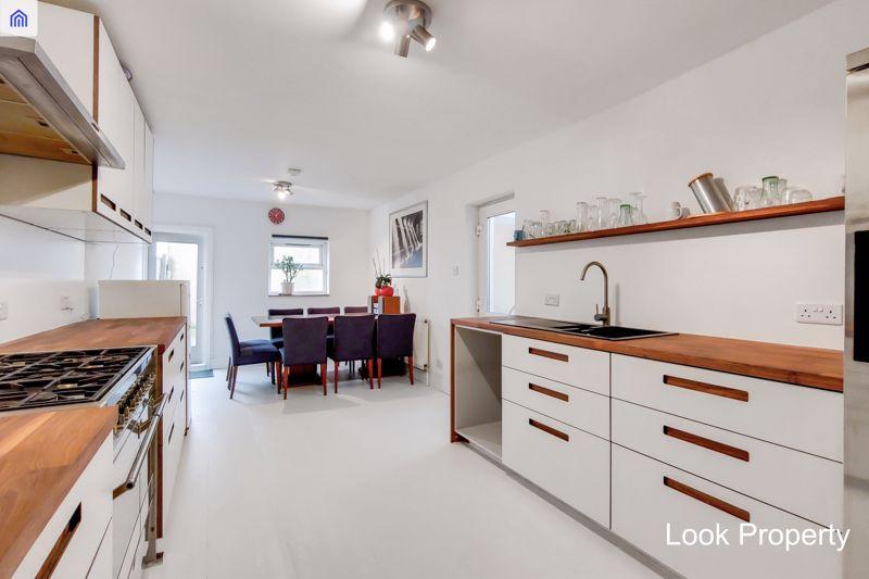 Buy or rent a property | Shrewsbury Road, London E7 8AL